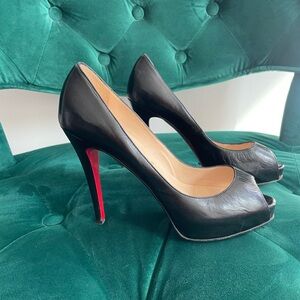 Christian Louboutin Elegant 4.5 inch Black Peep-Toe Heels